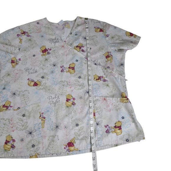 Disney Scrub Top Winnie the Pooh  Bear Piglet Medical Cream Size XL - Picture 14 of 14